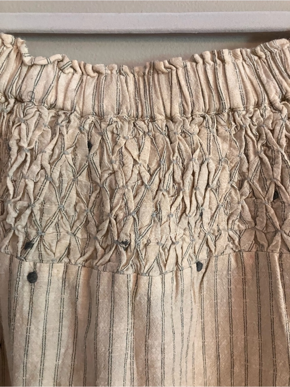 A Rare Bird Smocked Off-Shoulder Cream Striped Button-Front Tea Stained Top
NWT - Picture 8 of 10